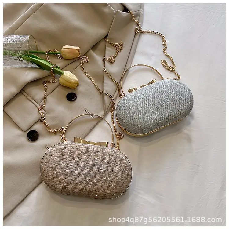 Pink Heart-Shaped Mini Chain Bag for Women — feature 17