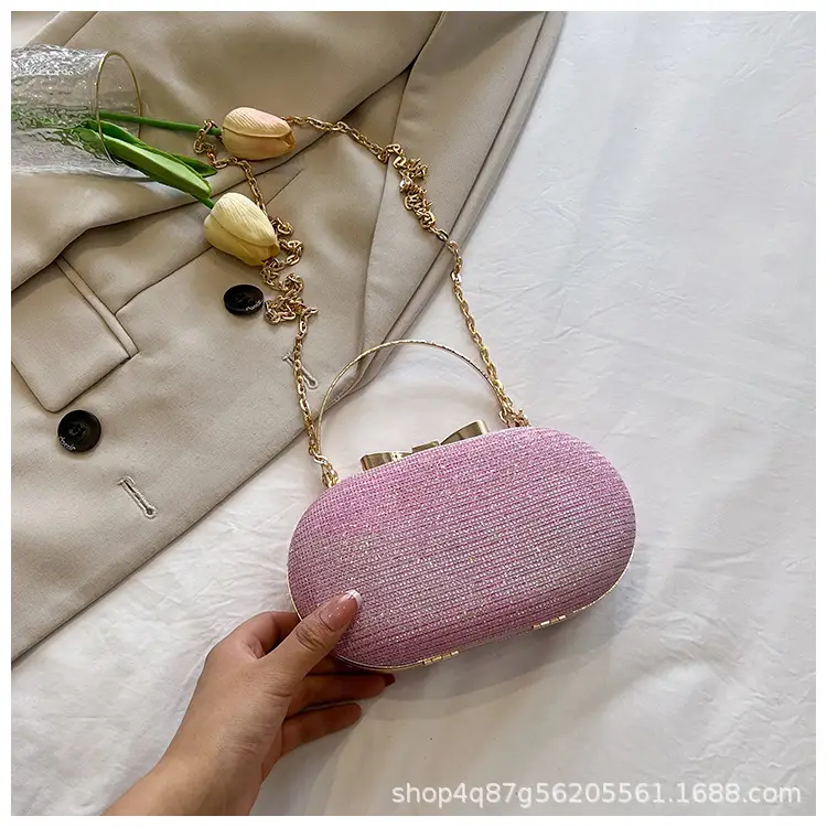 Pink Heart-Shaped Mini Chain Bag for Women — feature 18