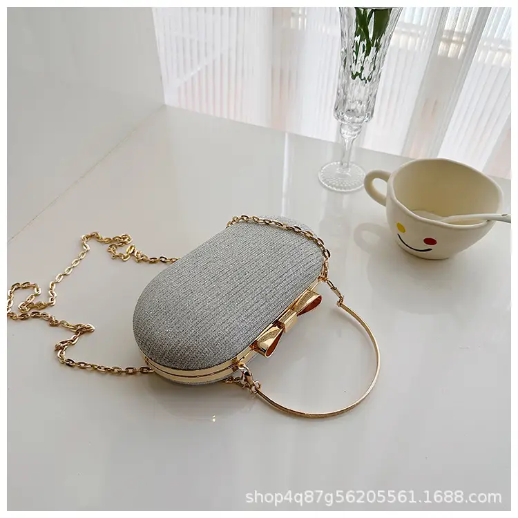 Pink Heart-Shaped Mini Chain Bag for Women — feature 24