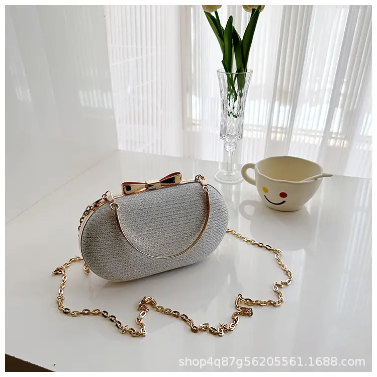 Pink Heart-Shaped Mini Chain Bag for Women — feature 25