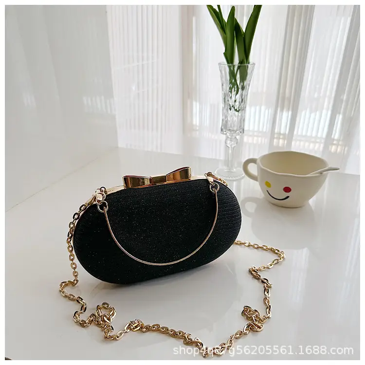 Pink Heart-Shaped Mini Chain Bag for Women — feature 26