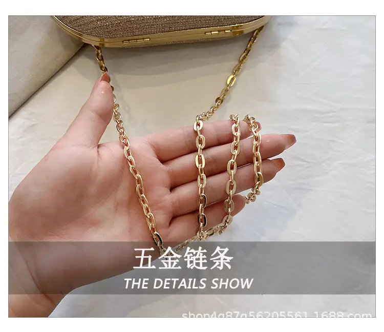 Pink Heart-Shaped Mini Chain Bag for Women — feature 4
