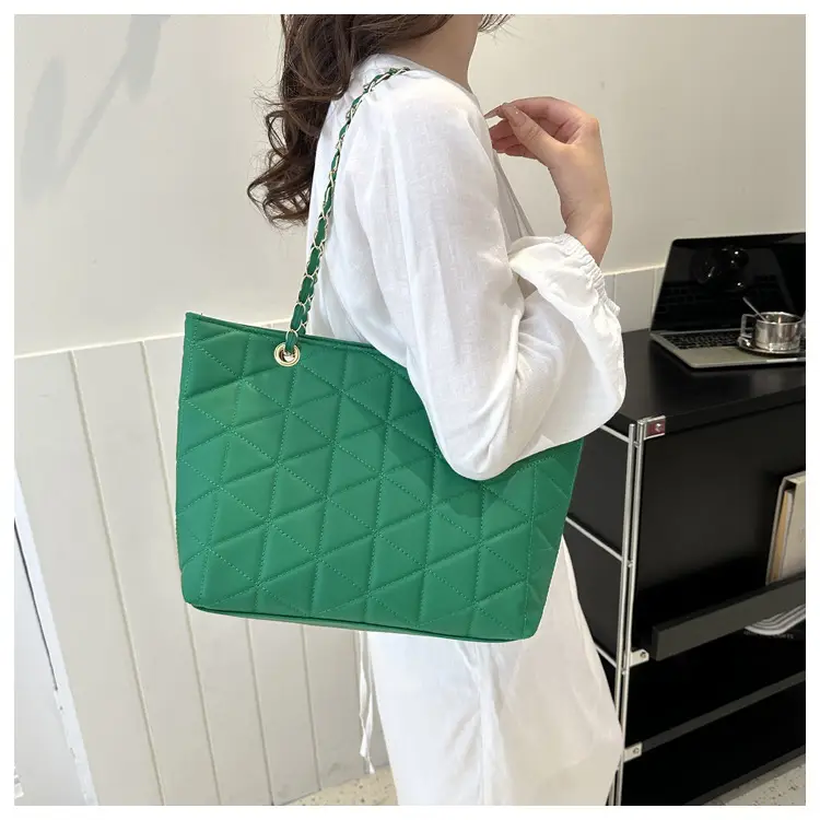 Pink Quilted Chain Shoulder Bag for Women — feature 10