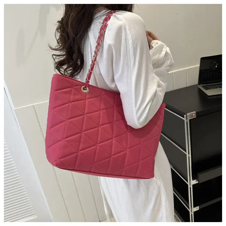 Pink Quilted Chain Shoulder Bag for Women — feature 11