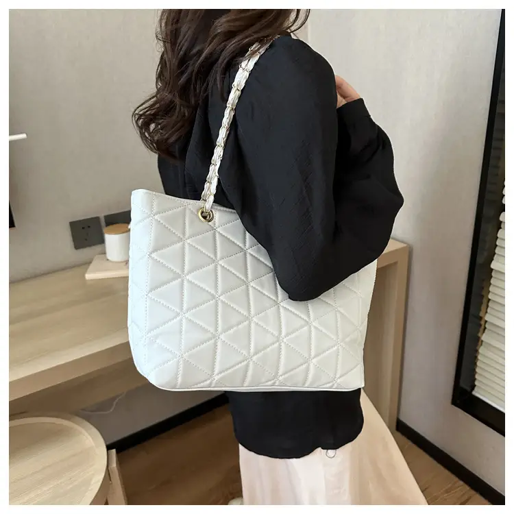 Pink Quilted Chain Shoulder Bag for Women — feature 18