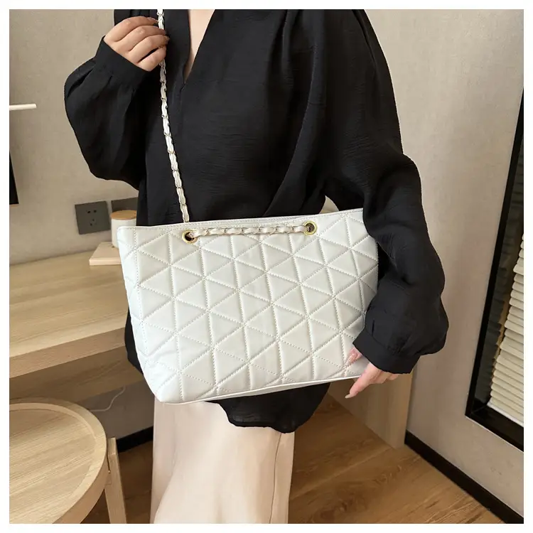 Pink Quilted Chain Shoulder Bag for Women — feature 19