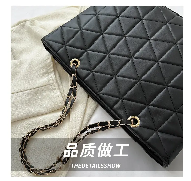 Pink Quilted Chain Shoulder Bag for Women — feature 3