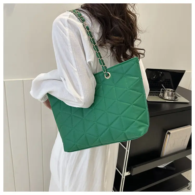 Pink Quilted Chain Shoulder Bag for Women — feature 9