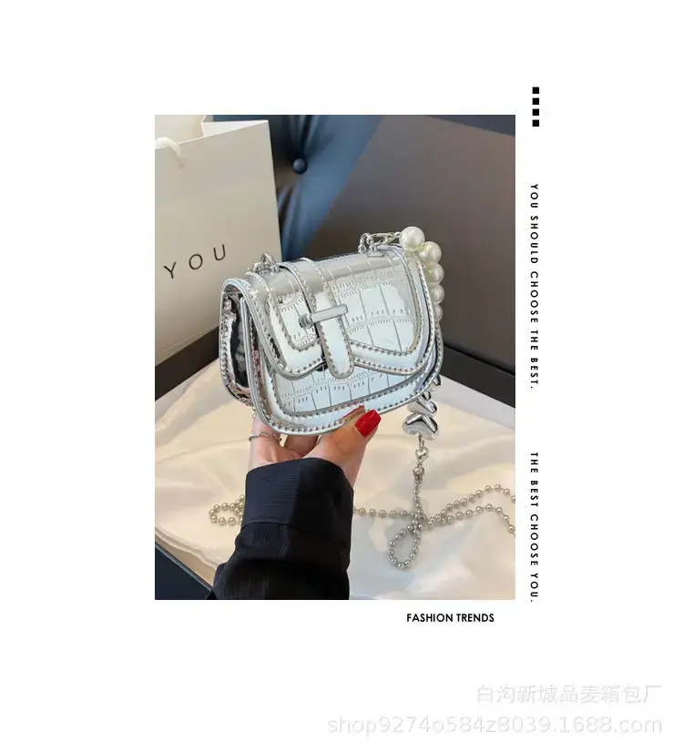 Black Pearl Chain Mini Shoulder Bag for Women — feature 1