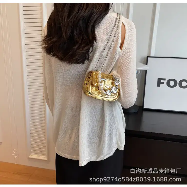 Black Pearl Chain Mini Shoulder Bag for Women — feature 16