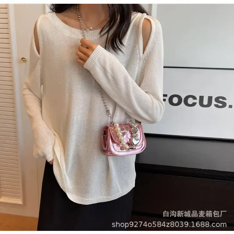 Black Pearl Chain Mini Shoulder Bag for Women — feature 19