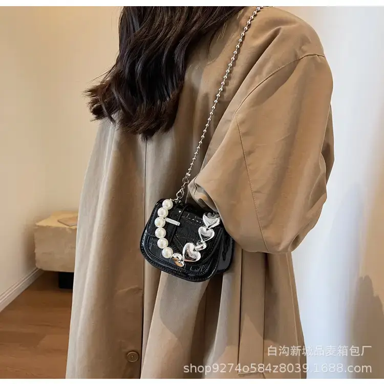 Black Pearl Chain Mini Shoulder Bag for Women — feature 22