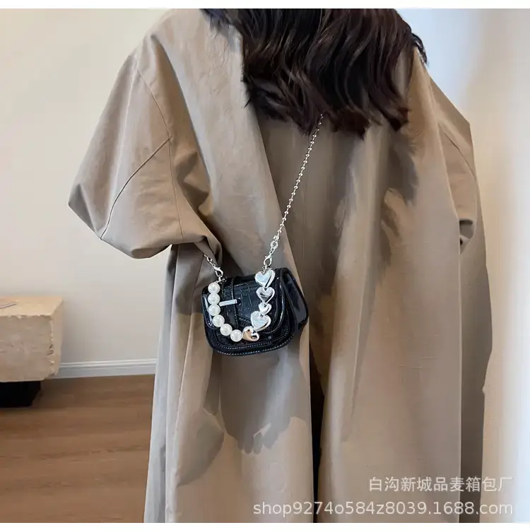 Black Pearl Chain Mini Shoulder Bag for Women — feature 23