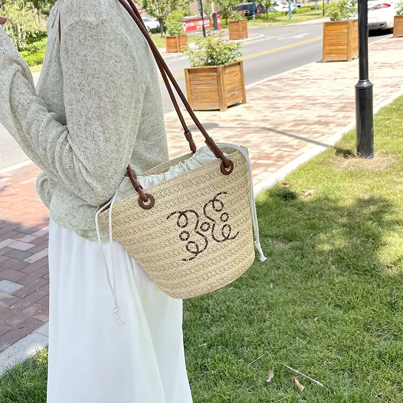 Women's Woven Straw Satchel Bag Large Capacity 2023 - Image 6