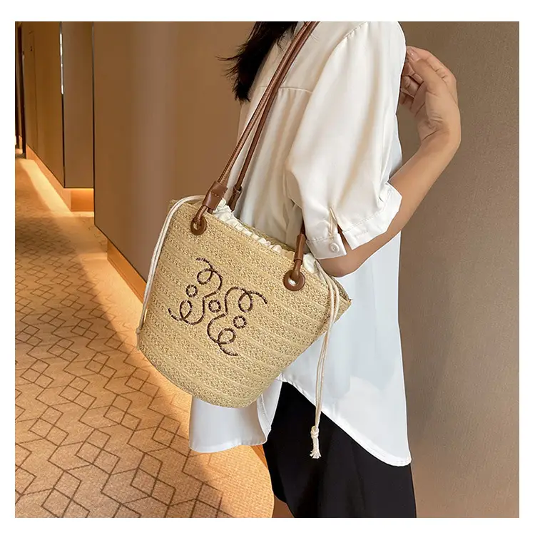 Women's Woven Straw Satchel Bag Large Capacity 2023 — feature 9