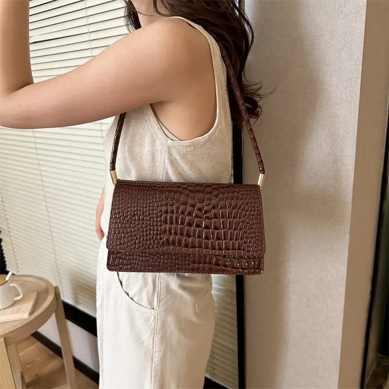New Stone Grain Black Square Handbag 2023 - Image 10