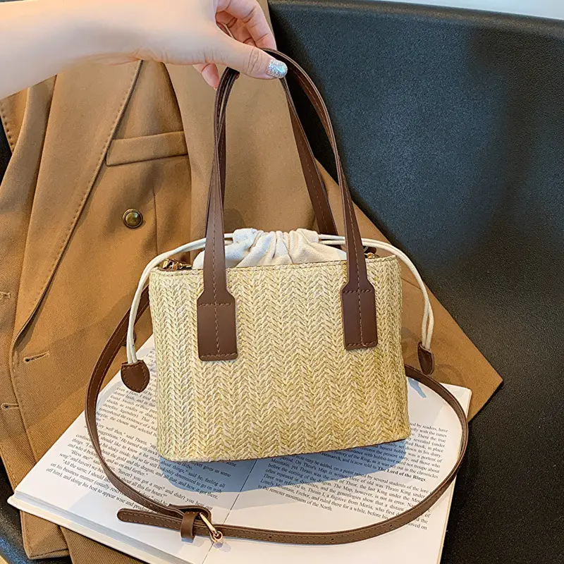 Women's Straw Woven Shoulder Bag for Summer