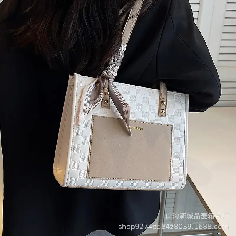 Women's Colorblock Checkered Shoulder Bag 2023 New Arrival - Image 4