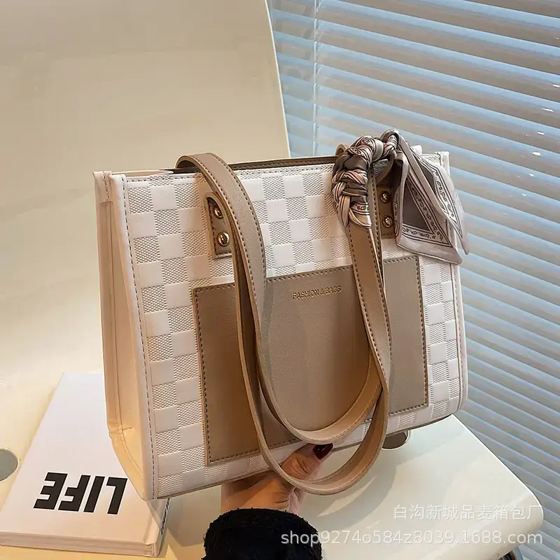 Women's Colorblock Checkered Shoulder Bag 2023 New Arrival - Image 5