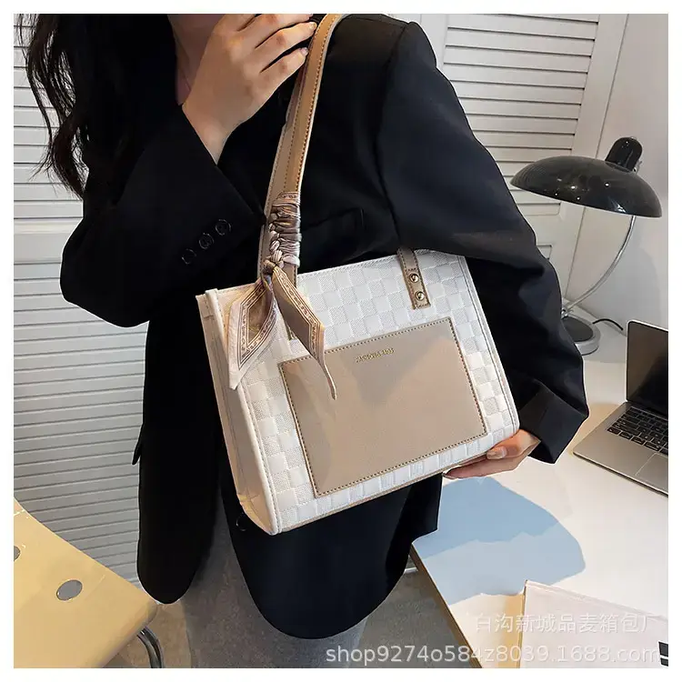 Women's Colorblock Checkered Shoulder Bag 2023 New Arrival — feature 21