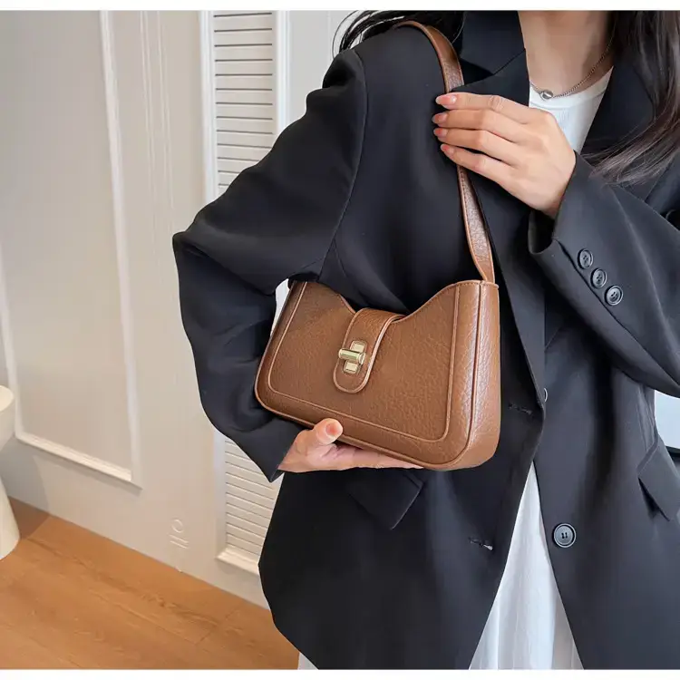 Women's tan square shoulder bag 2023 trendy — feature 20