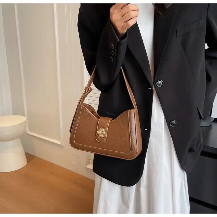 Women's tan square shoulder bag 2023 trendy — feature 25