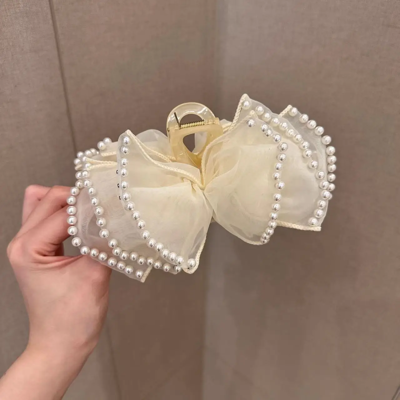 Women's Pearl Bow Hairpin with Bubble Clip - Image 2