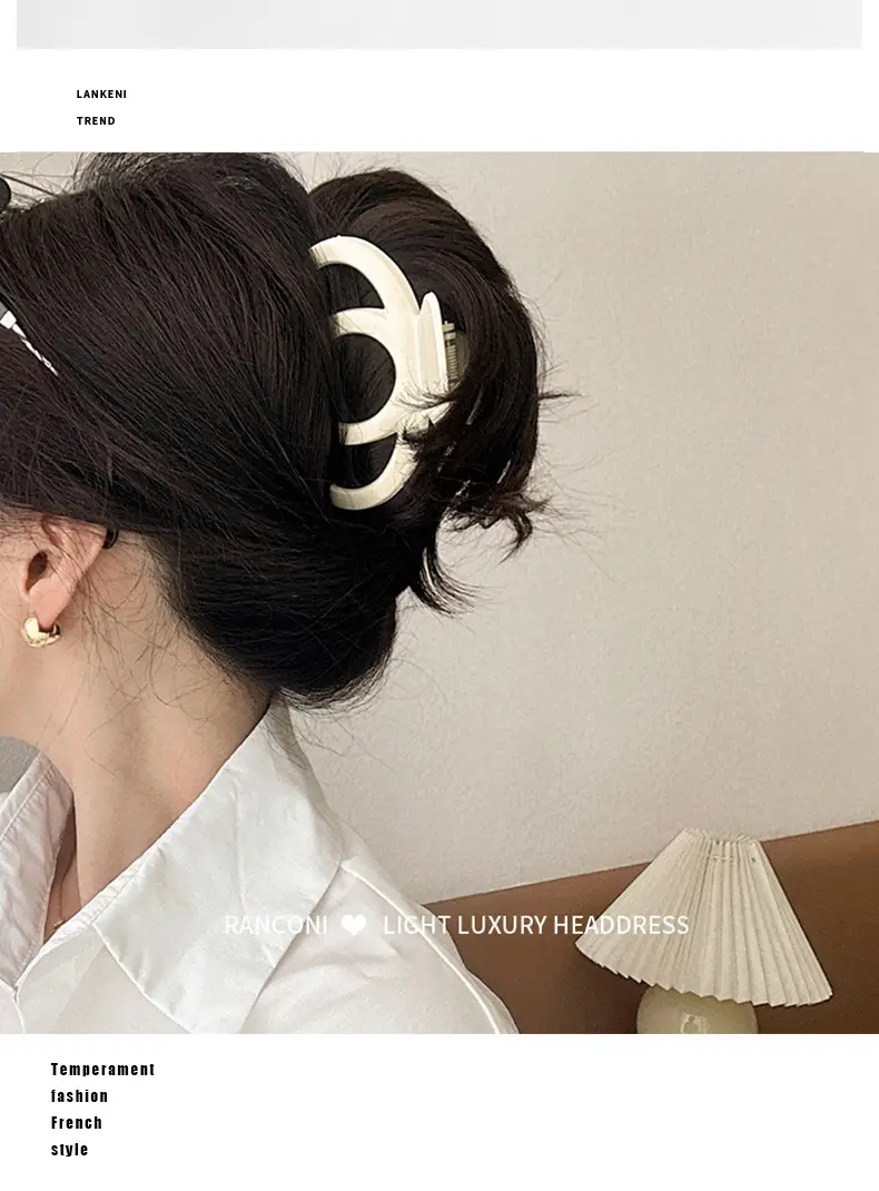 Retro Shark Clip Hair Grab for Women — feature 2