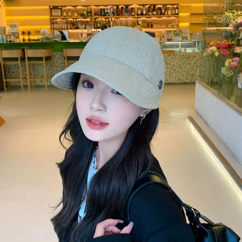 Women's White Wide Brim Sun Hat with Big Head Circumference - Image 2