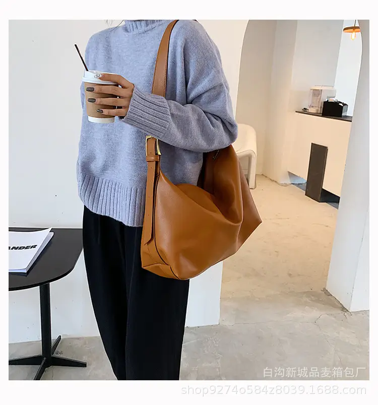 Large Capacity Women's Brown Leather Shoulder Bag 2026 — feature 12