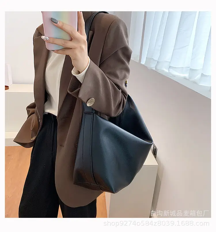 Large Capacity Women's Brown Leather Shoulder Bag 2026 — feature 15