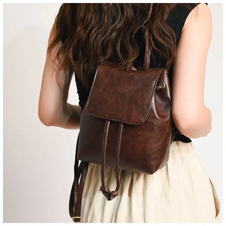 2026 Women's Brown Drawstring Shoulder Bag Spring Summer — feature 11