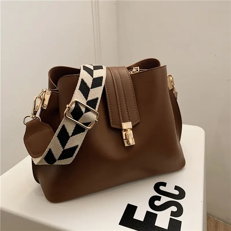 Women's Brown Leather Shoulder Bag with Adjustable Strap