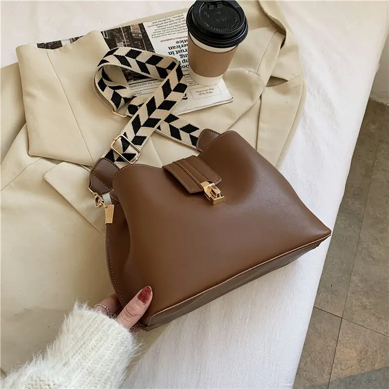 Women's Brown Leather Shoulder Bag with Adjustable Strap
