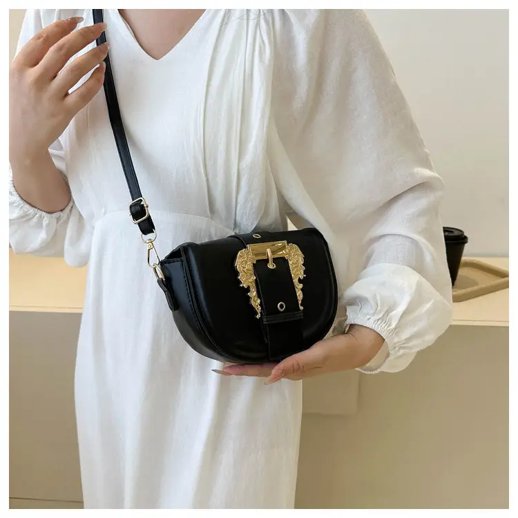 Pink Leather Shoulder Crossbody Bag with Gold Clasp — feature 17