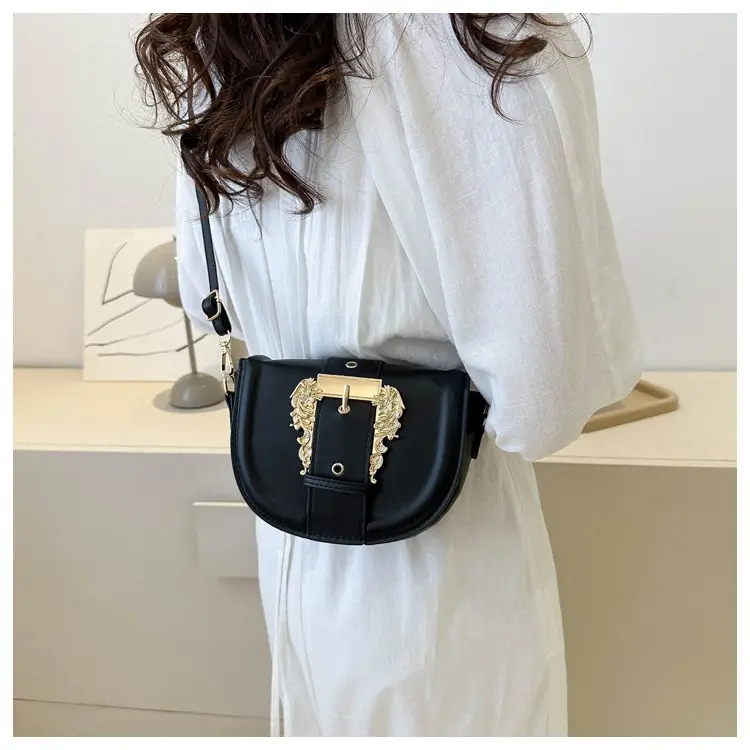 Pink Leather Shoulder Crossbody Bag with Gold Clasp — feature 19
