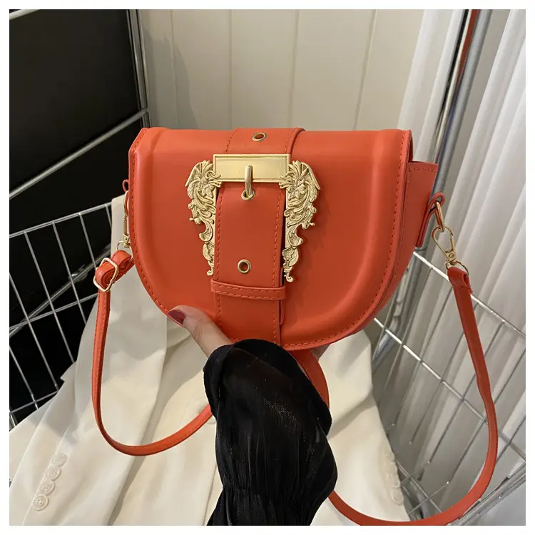 Pink Leather Shoulder Crossbody Bag with Gold Clasp — feature 27