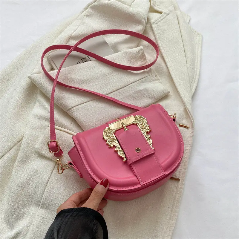 Pink Leather Shoulder Crossbody Bag with Gold Clasp - Image 5