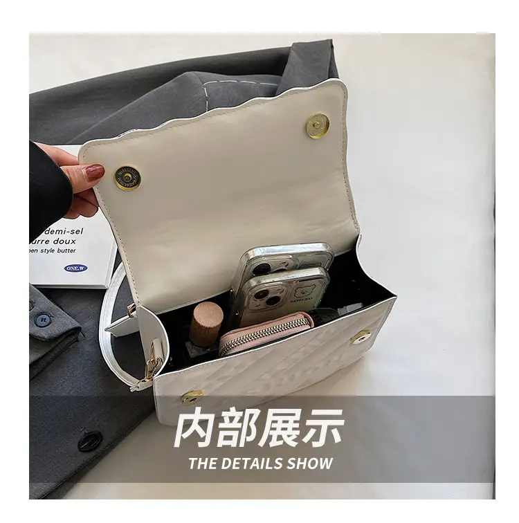 Green Embossed Shoulder Bag with H-tint Design — feature 8