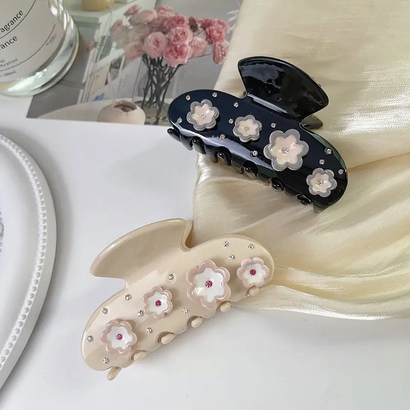 Korean Style Diamond Hair Clips with Flower Design - Image 3