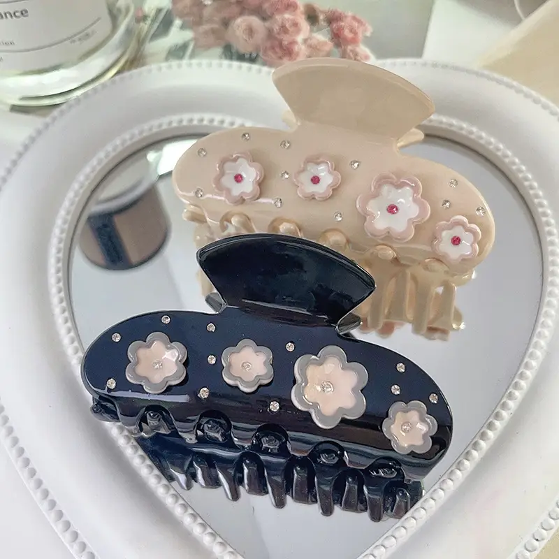 Korean Style Diamond Hair Clips with Flower Design - Image 4
