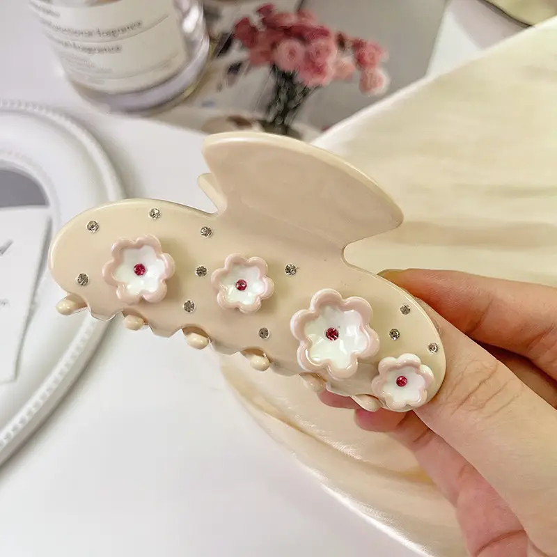 Korean Style Diamond Hair Clips with Flower Design - Image 6