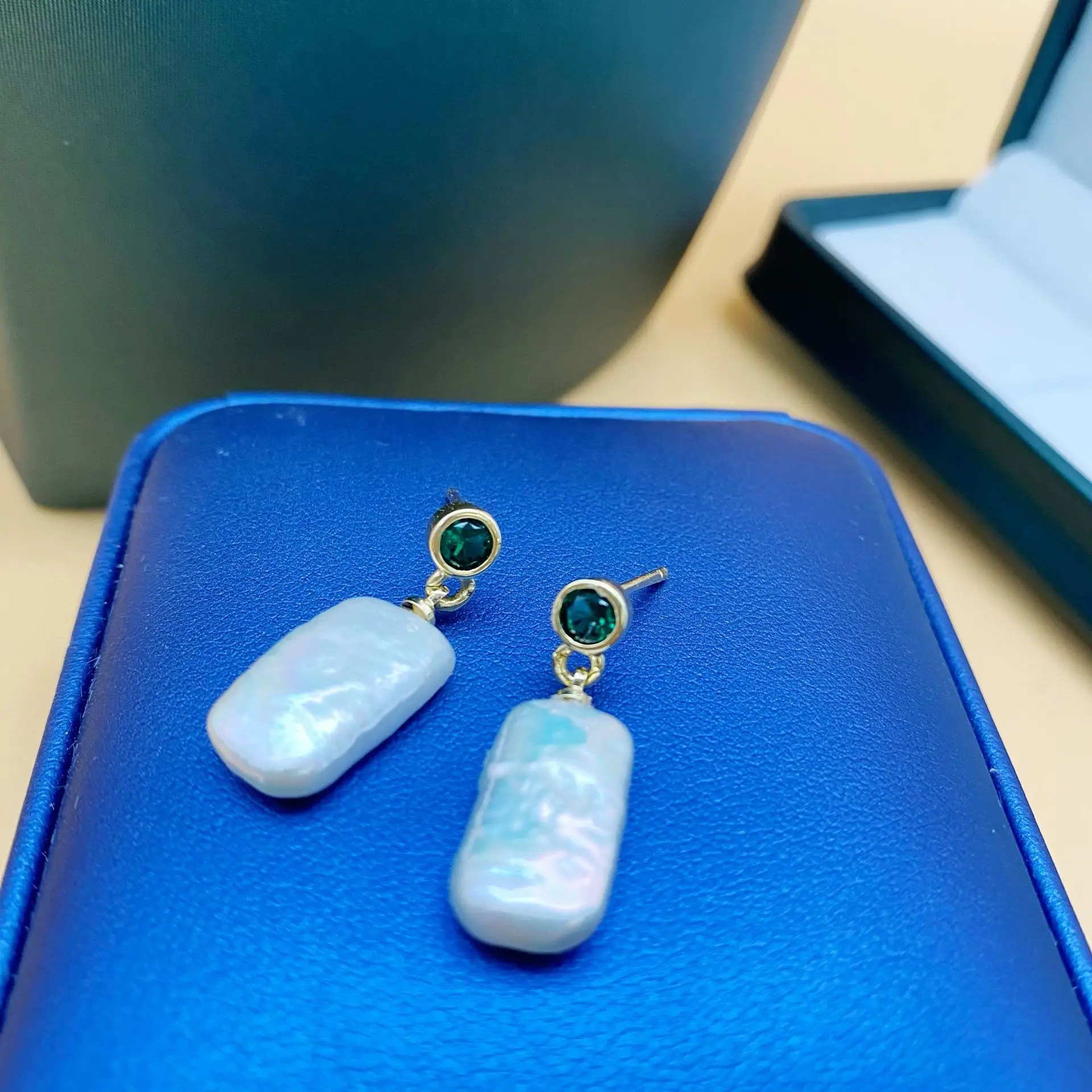 Women's Natural Freshwater Loquat Earrings Set — feature 3
