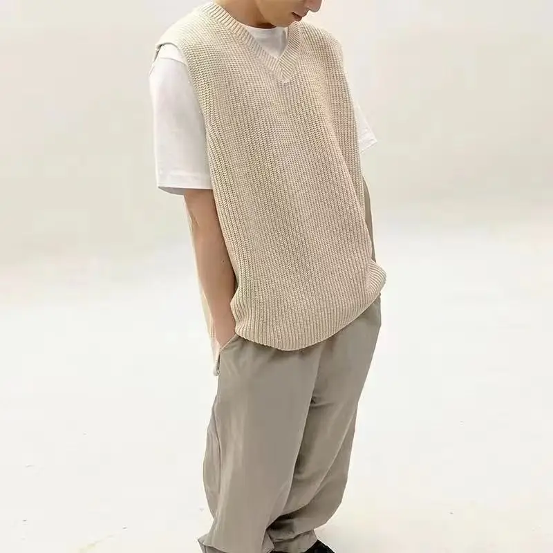 Men V-neck Knitted Vest Solid Color Couple Wear — feature 22