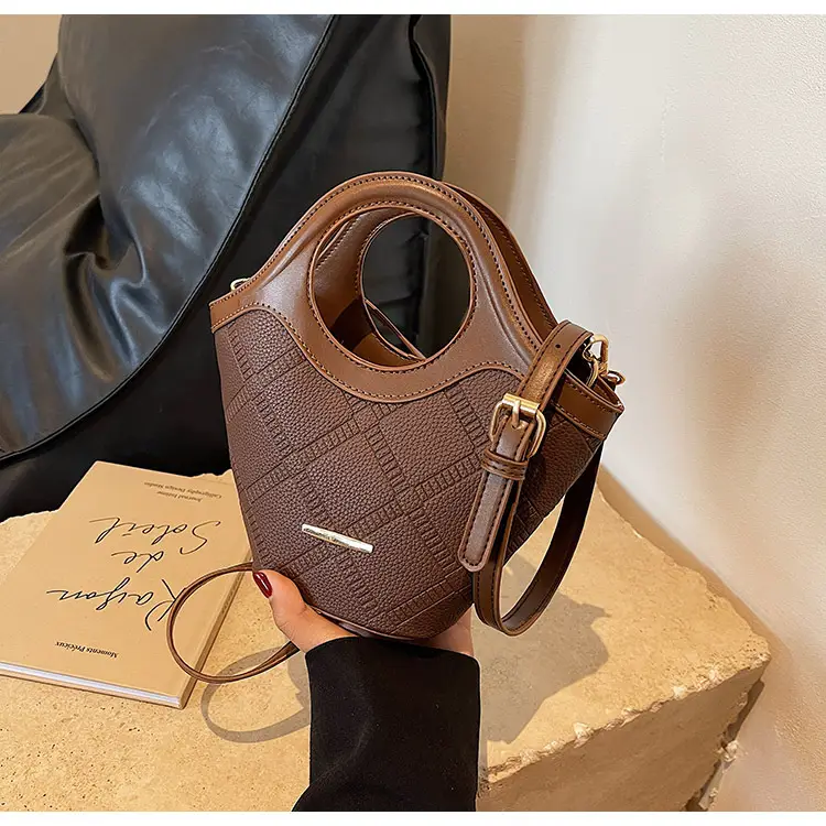 Trendy Women's Brown Croc Texture Shoulder Crossbody Bag — feature 19