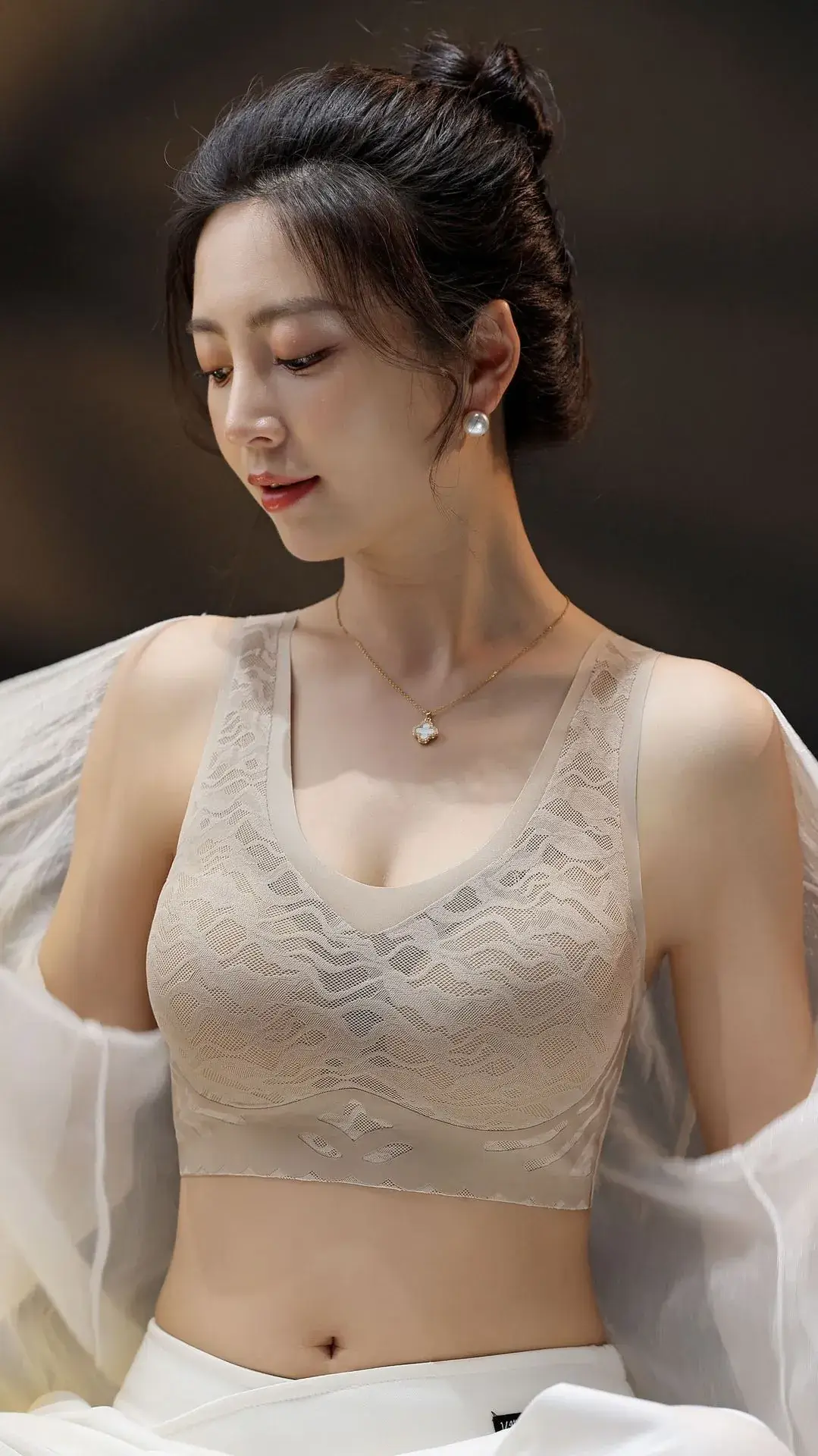 Thin Seamless Push-Up Bra for Large Busts — feature 15