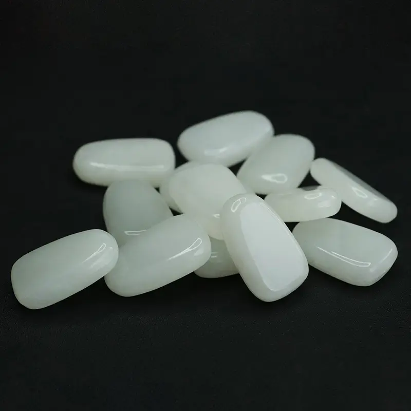 Aiyu Natural Hetian Jade White Jade Pendant — feature 12