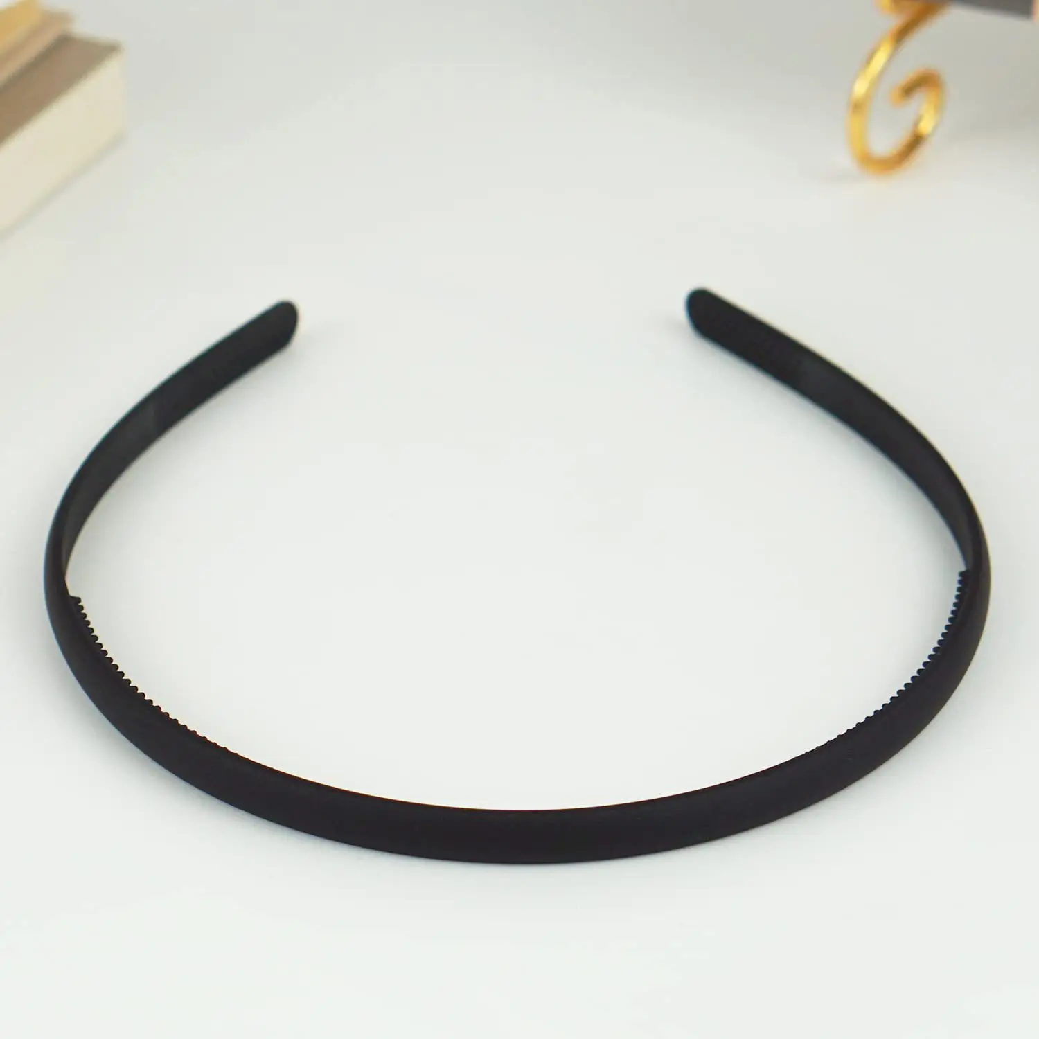 2023 Hairbands Set for Women Wide Bristle Clips — feature 10