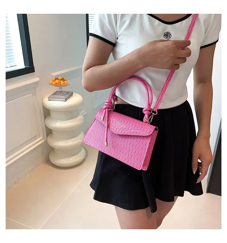 Elegant Beige Square Shoulder Bag 2023 Summer — feature 13