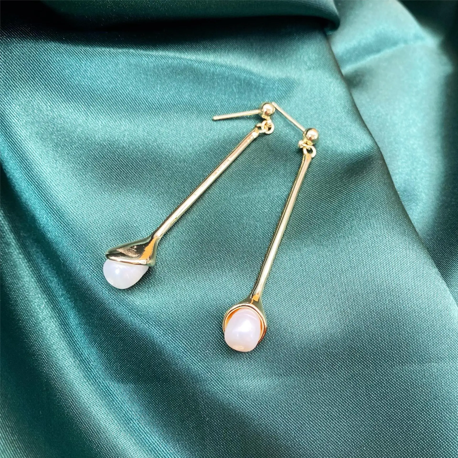 Natural Freshwater Pearl Earrings for Women - Image 2